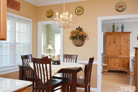 103 Frontier Ct, Cary, NC 27513 photo 8