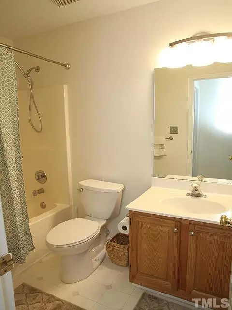 4 Hurdle Ct, Durham, NC 27713 photo 17