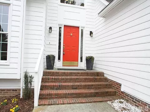 4 Hurdle Ct, Durham, NC 27713 photo 2