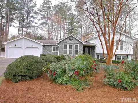 3129 Braddock Dr, Raleigh, NC 27612 photo 2