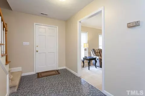 5009 Long Leaf Dr, Durham, NC 27712 photo 5