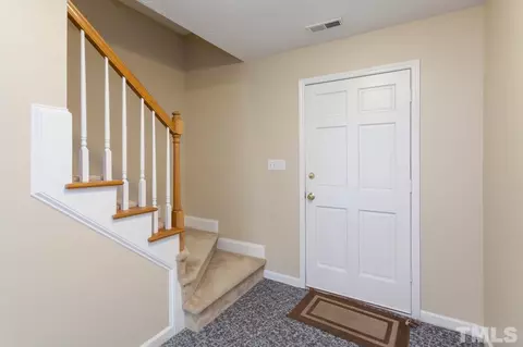 5009 Long Leaf Dr, Durham, NC 27712 photo 4