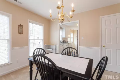 5009 Long Leaf Dr, Durham, NC 27712 photo 8