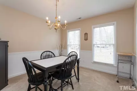 5009 Long Leaf Dr, Durham, NC 27712 photo 9