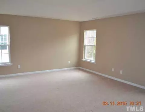 621 Ashburn Ln, Durham, NC 27703 photo 6
