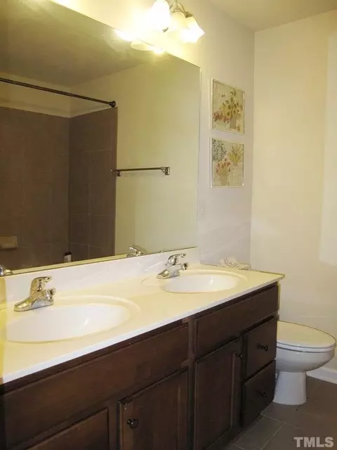 136 Windrush Ln, Durham, NC 27703 photo 12