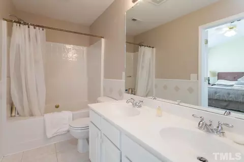5541 Red Robin Rd, Raleigh, NC 27613 photo 9