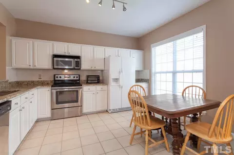 5541 Red Robin Rd, Raleigh, NC 27613 photo 5