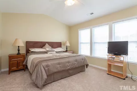 5541 Red Robin Rd, Raleigh, NC 27613 photo 8