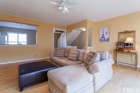 5541 Red Robin Rd, Raleigh, NC 27613 photo 4
