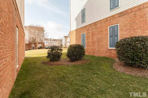 5541 Red Robin Rd, Raleigh, NC 27613 photo 22