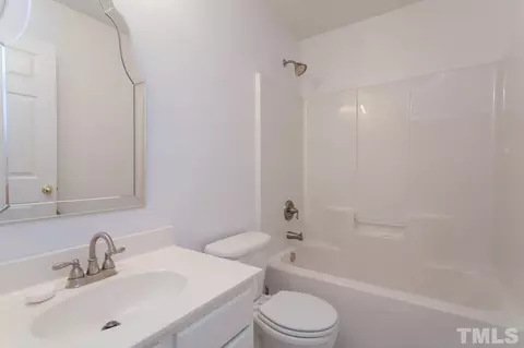 5541 Red Robin Rd, Raleigh, NC 27613 photo 13