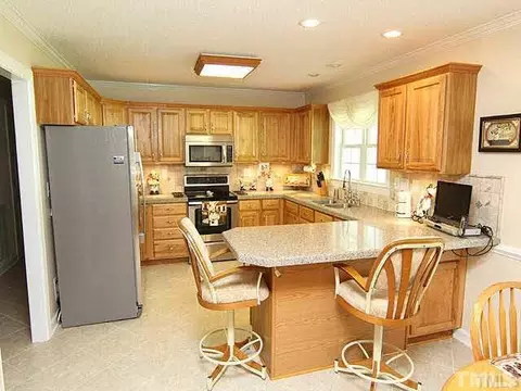 6318 Craig Rd, Durham, NC 27712 photo 3