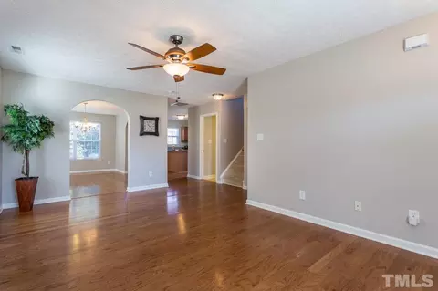 5103 Suda Dr, Durham, NC 27703 photo 3
