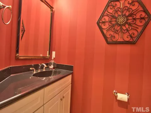 2104 Greenwich Pl, Durham, NC 27705 photo 9