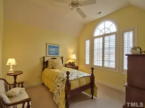 2104 Greenwich Pl, Durham, NC 27705 photo 13