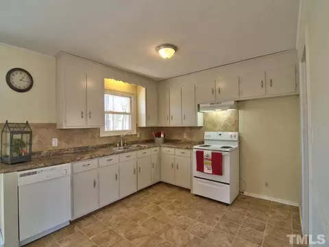 1502 Tyonek Dr, Durham, NC 27703 photo 6