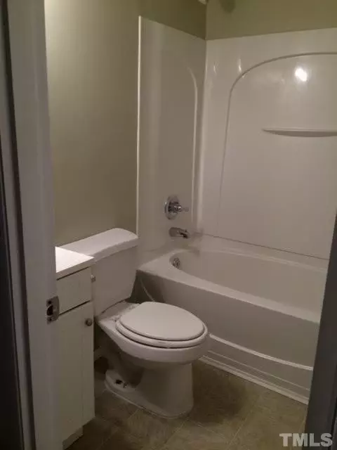 823 S Plum St, Durham, NC 27701 photo 8