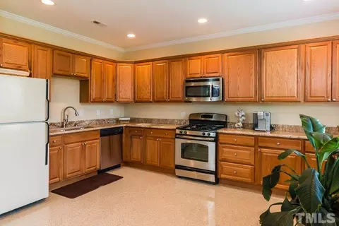 3600 Yorkshire Dr, Durham, NC 27705 photo 20