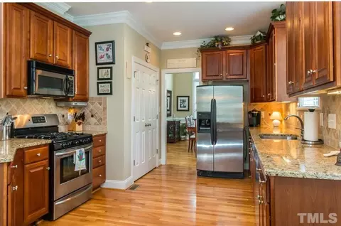 3600 Yorkshire Dr, Durham, NC 27705 photo 6