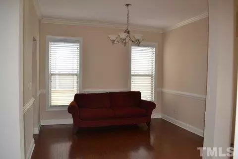1825 Stonebanks Loop, Cary, NC 27518 photo 2