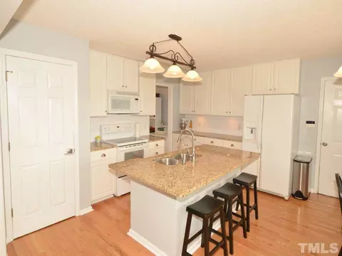 102 Nell Ct, Garner, NC 27529 photo 9