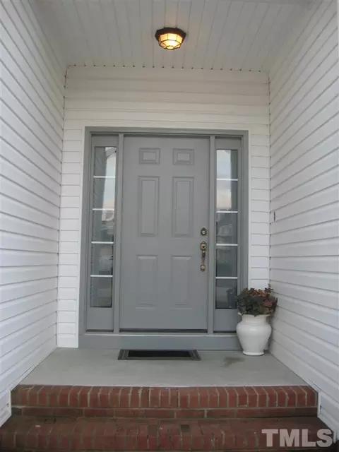 129 Boulder Dr, Clayton, NC 27520 photo 3