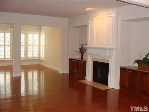 622 Aylestone Dr, Cary, NC 27519 photo 3
