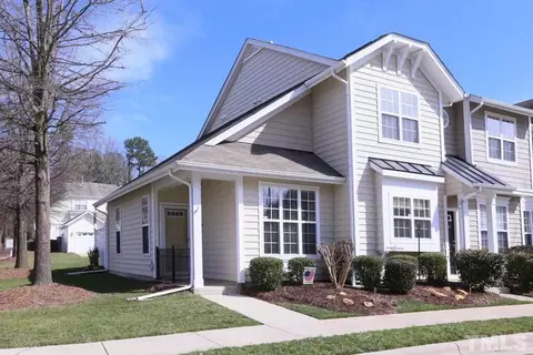 4201 Brenmar Ln, Durham, NC 27713 photo 2