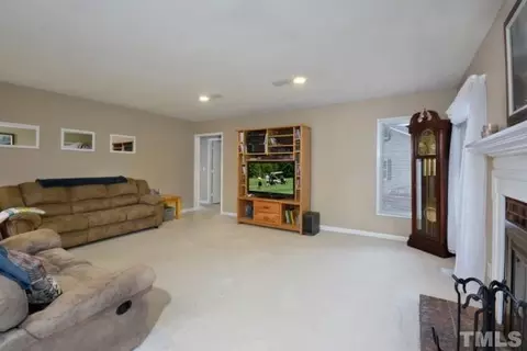 17 Mcbenson Pl, Durham, NC 27705 photo 5