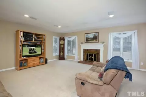 17 Mcbenson Pl, Durham, NC 27705 photo 3