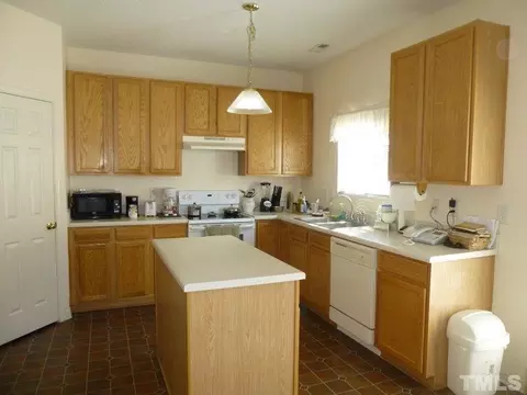 116 Baberton Dr, Apex, NC 27502 photo 4