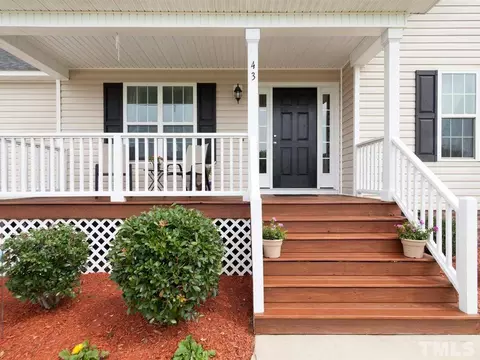 43 Jenna Ln, Dunn, NC 28334 photo 3