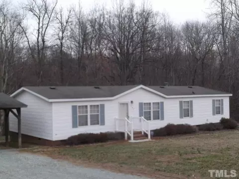 182 Everett Ave, Roxboro, NC 27574 photo 2