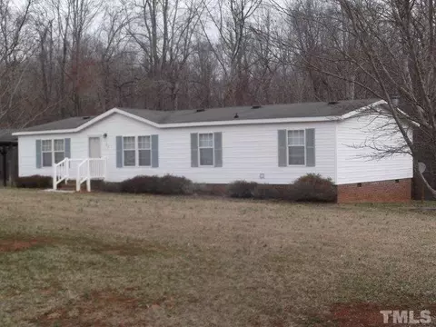 182 Everett Ave, Roxboro, NC 27574 photo 1