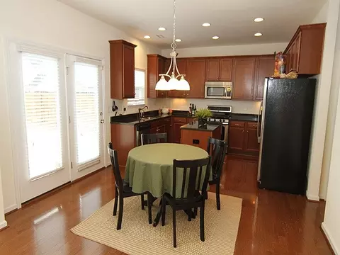 106 Windrush Ln, Durham, NC 27703 photo 9