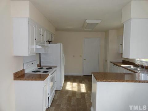 5701 Old Well St, Durham, NC 27704 photo 6