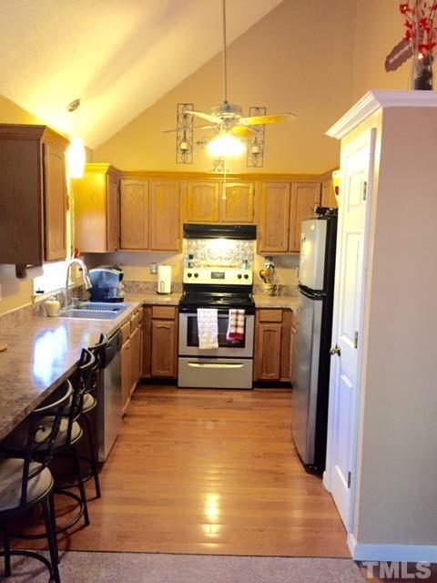25 E Hester Ct, Wendell, NC 27591 photo 4