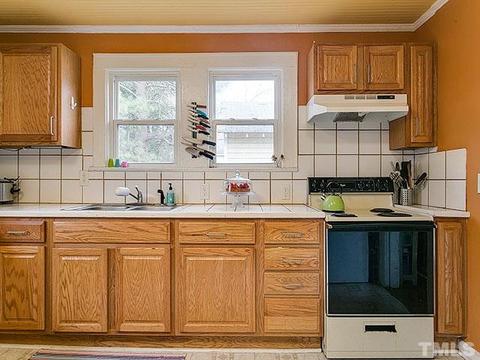 1208 Cornell St, Durham, NC 27707 photo 11