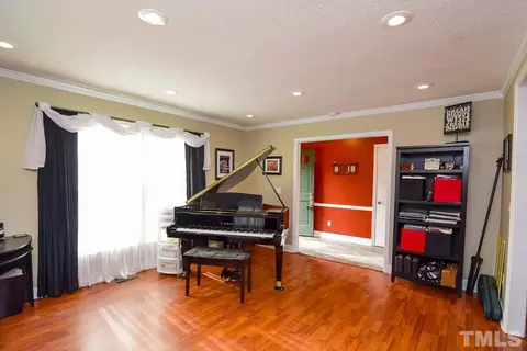 103 Larmack Ct, Durham, NC 27713 photo 2