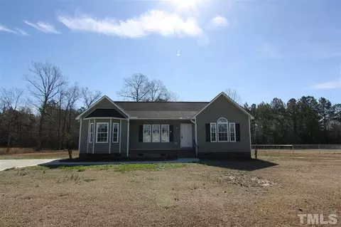 238 Ewing Dr, Selma, NC 27576 photo 2
