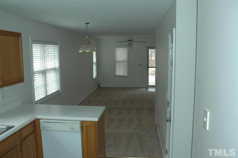 204 Highgate Cir, Wake Forest, NC 27587 photo 9