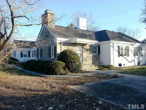 207 W Pine St W, Pine Level, NC 27568 photo 14