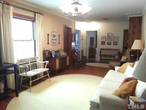207 W Pine St W, Pine Level, NC 27568 photo 5