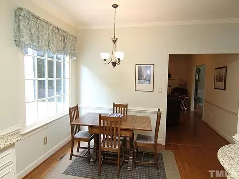18 Southampton Pl, Durham, NC 27705 photo 12