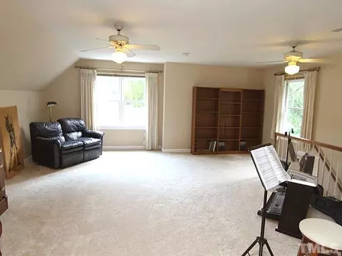 18 Southampton Pl, Durham, NC 27705 photo 17