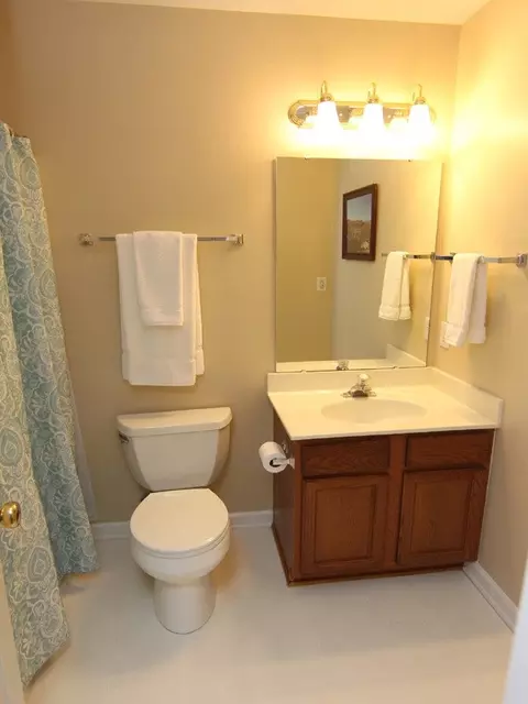 100 Sturdivant Rd, Durham, NC 27705 photo 21