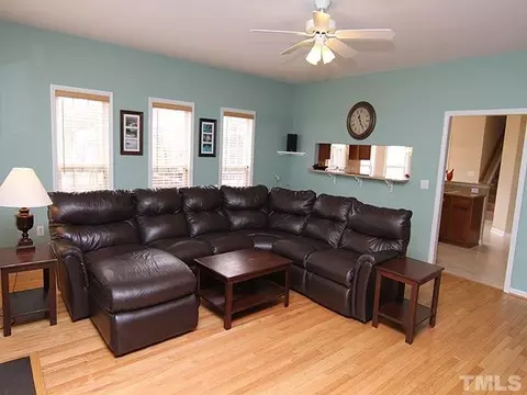 100 Sturdivant Rd, Durham, NC 27705 photo 6