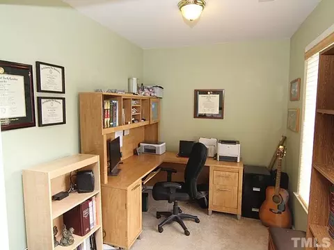 100 Sturdivant Rd, Durham, NC 27705 photo 13