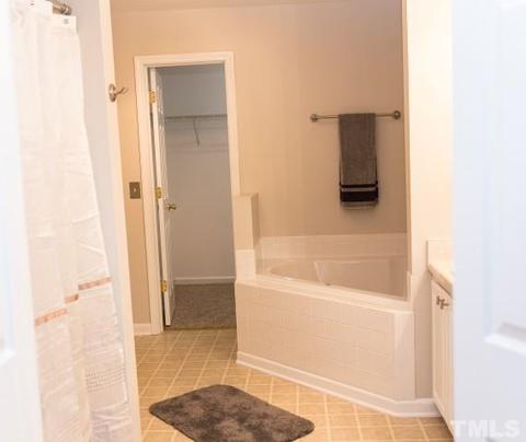 940 Amersham Ln, Wake Forest, NC 27587 photo 8
